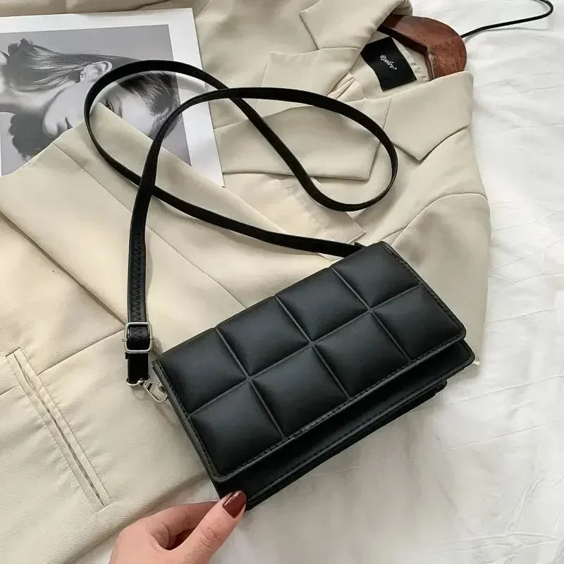 Bolsa Feminina Transversal Elegance em Couro Sintético Premium | Donna Trend